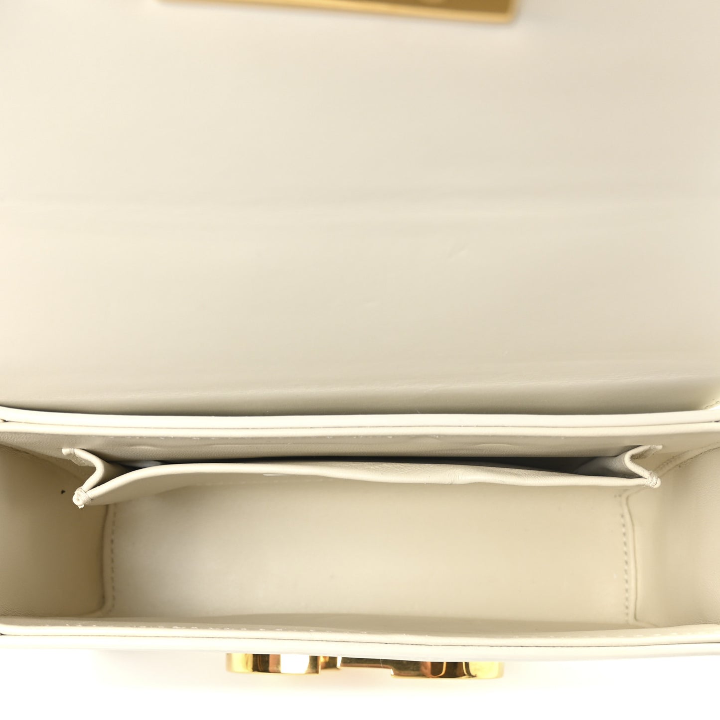 Smooth Calfskin 30 Montaigne Box Bag White