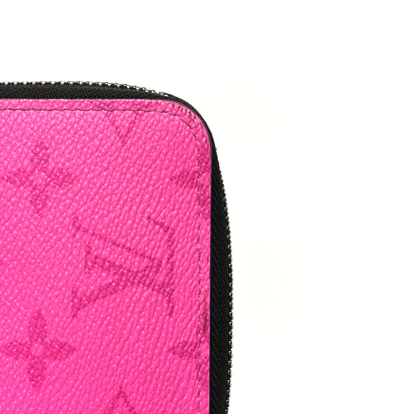 Taigarama Vertical Zippy Wallet Fuchsia