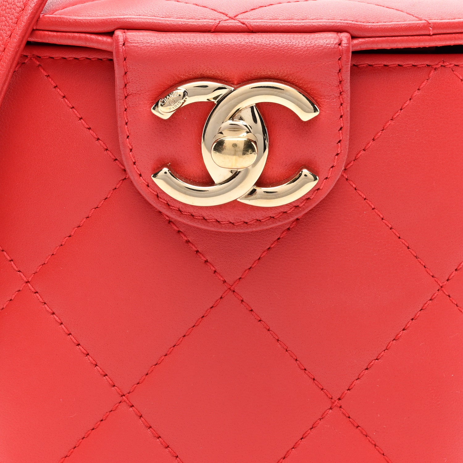 Chanel Lambskin Resin Elegant Chain Vanity Case Red 9 of 11