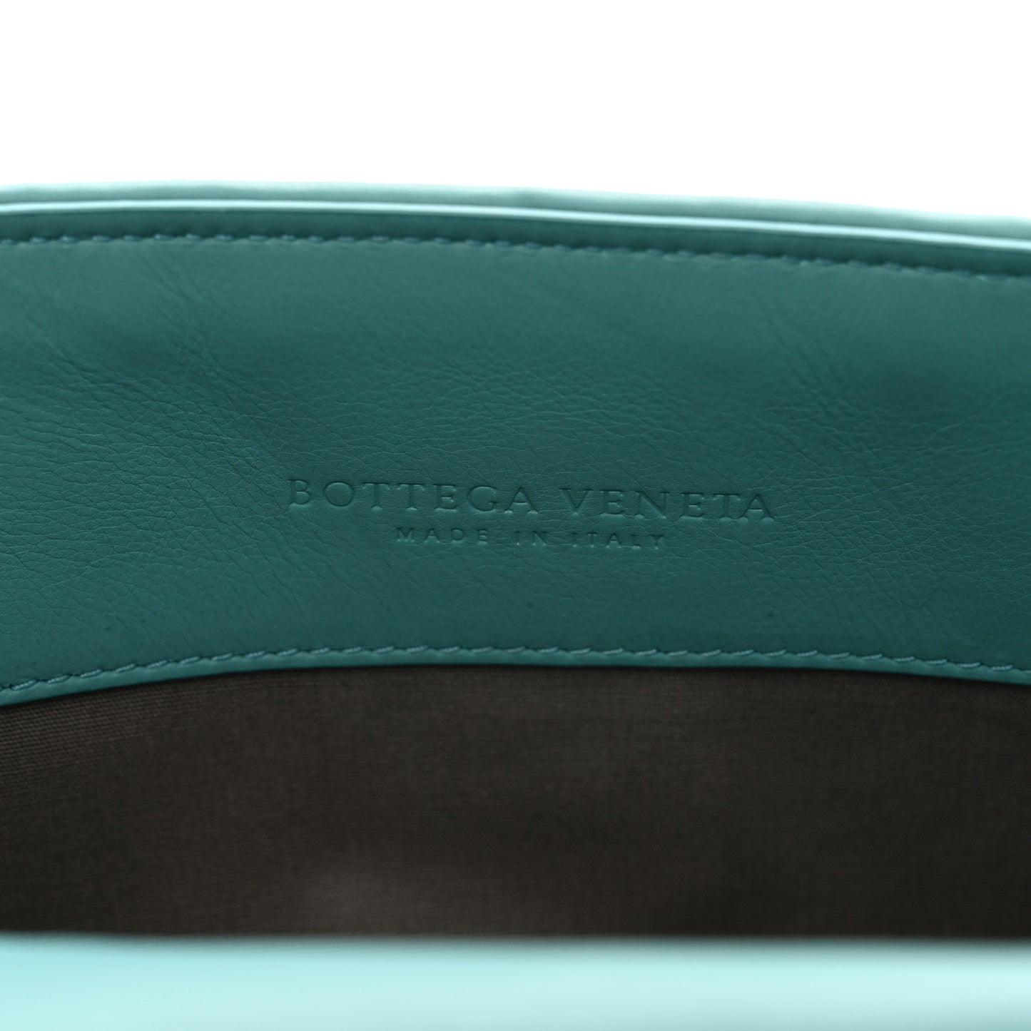 Nappa Intrecciato Dahlia Clutch Crossbody Linoleum