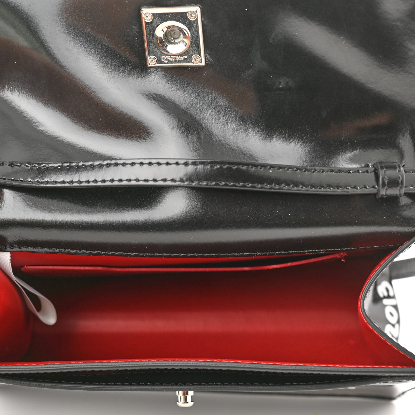Calfskin Salary Jitney 1.4 Shoulder Bag Black