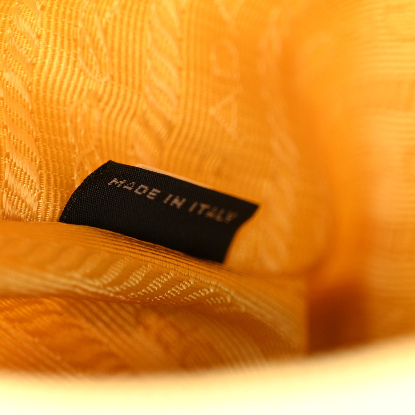 Tessuto Nylon Saffiano Mini Re-Edition 2000 Bag Ananas