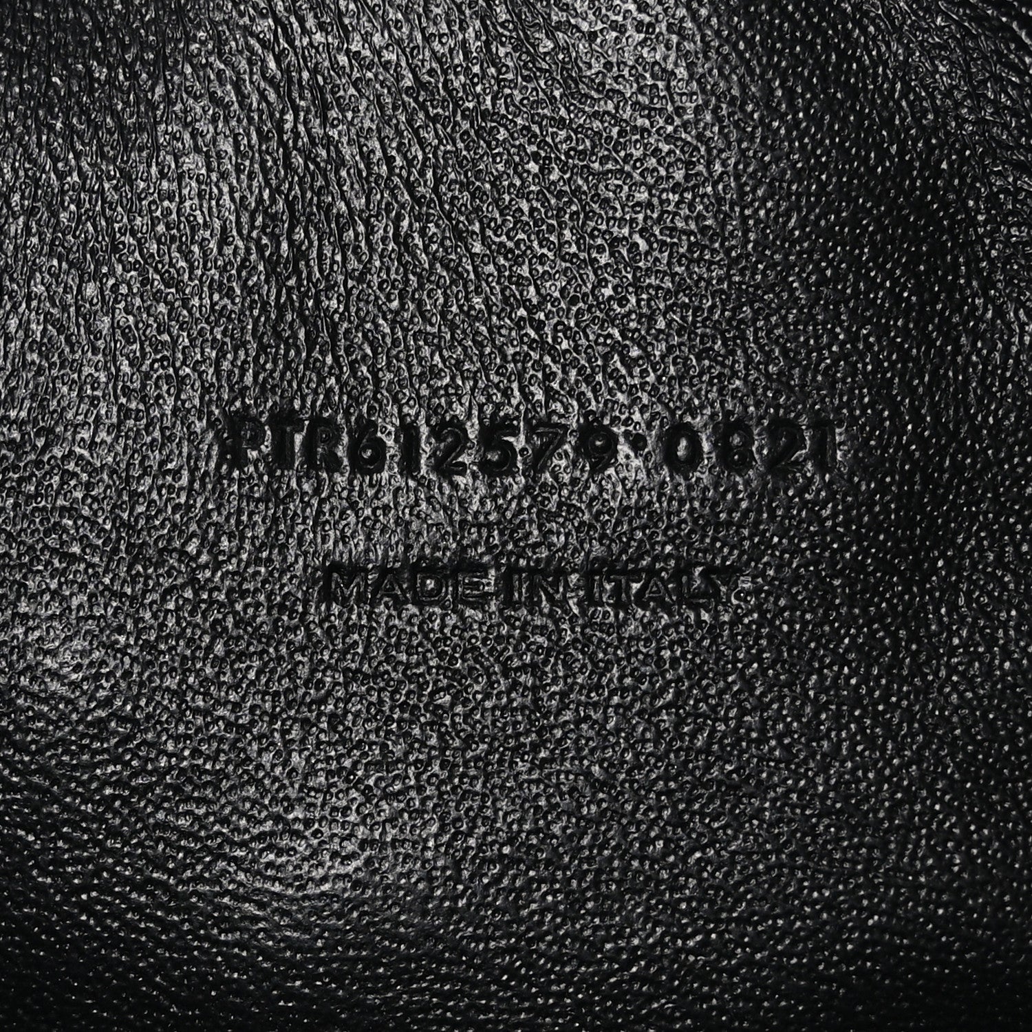 Saint Laurent Grain De Poudre Matelasse Monogram Mini Lou Camera Bag Black 7 of 10