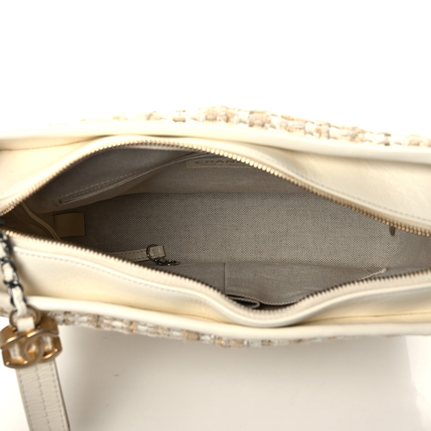 Tweed Calfskin Quilted Medium Gabrielle Hobo Beige Ivory