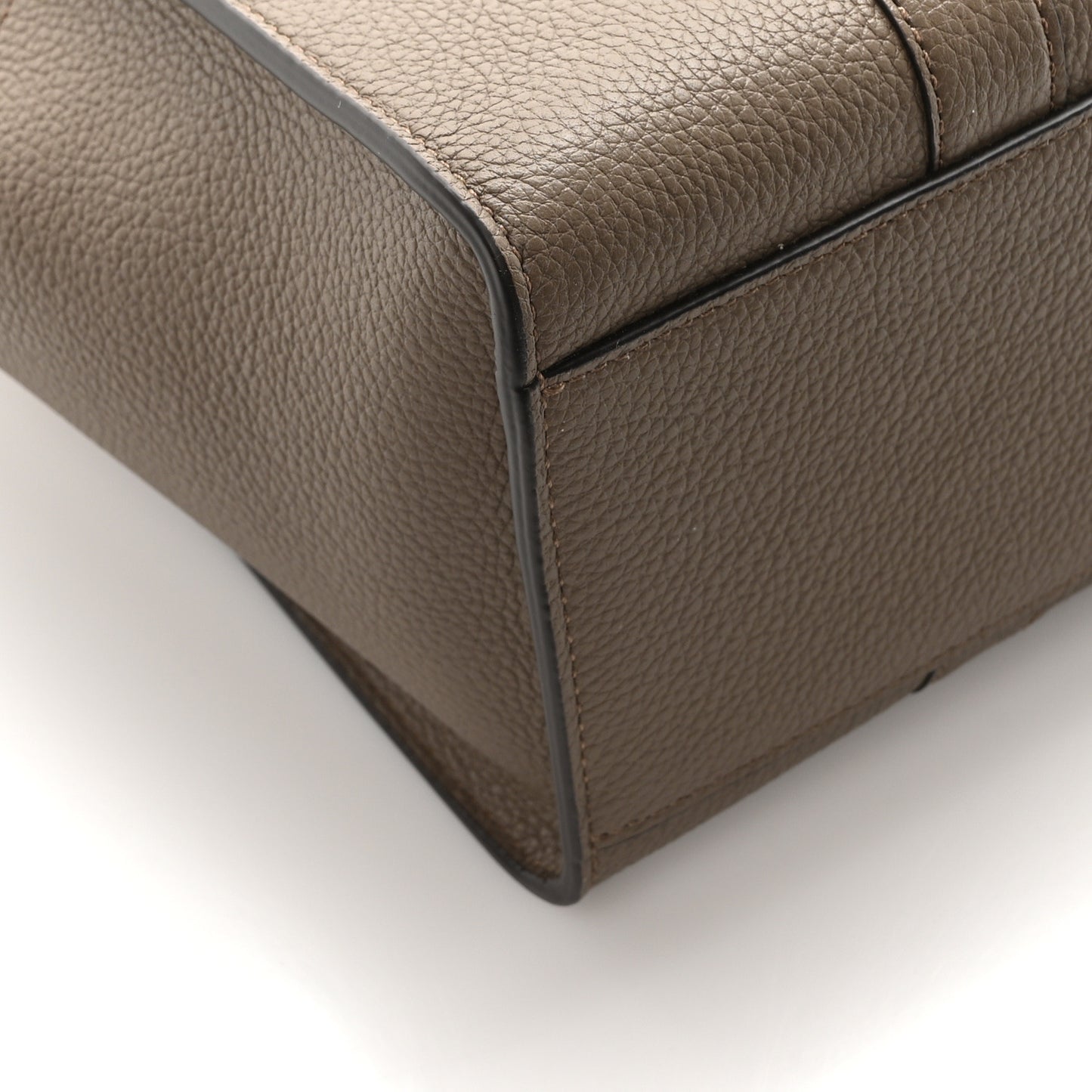 Small Classic Grain Calfskin Small Bayswater Clay