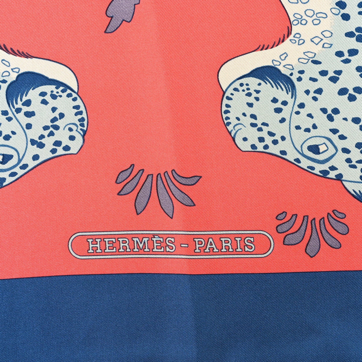 Silk Les Leopards Scarf 90 Bleu Multicolor