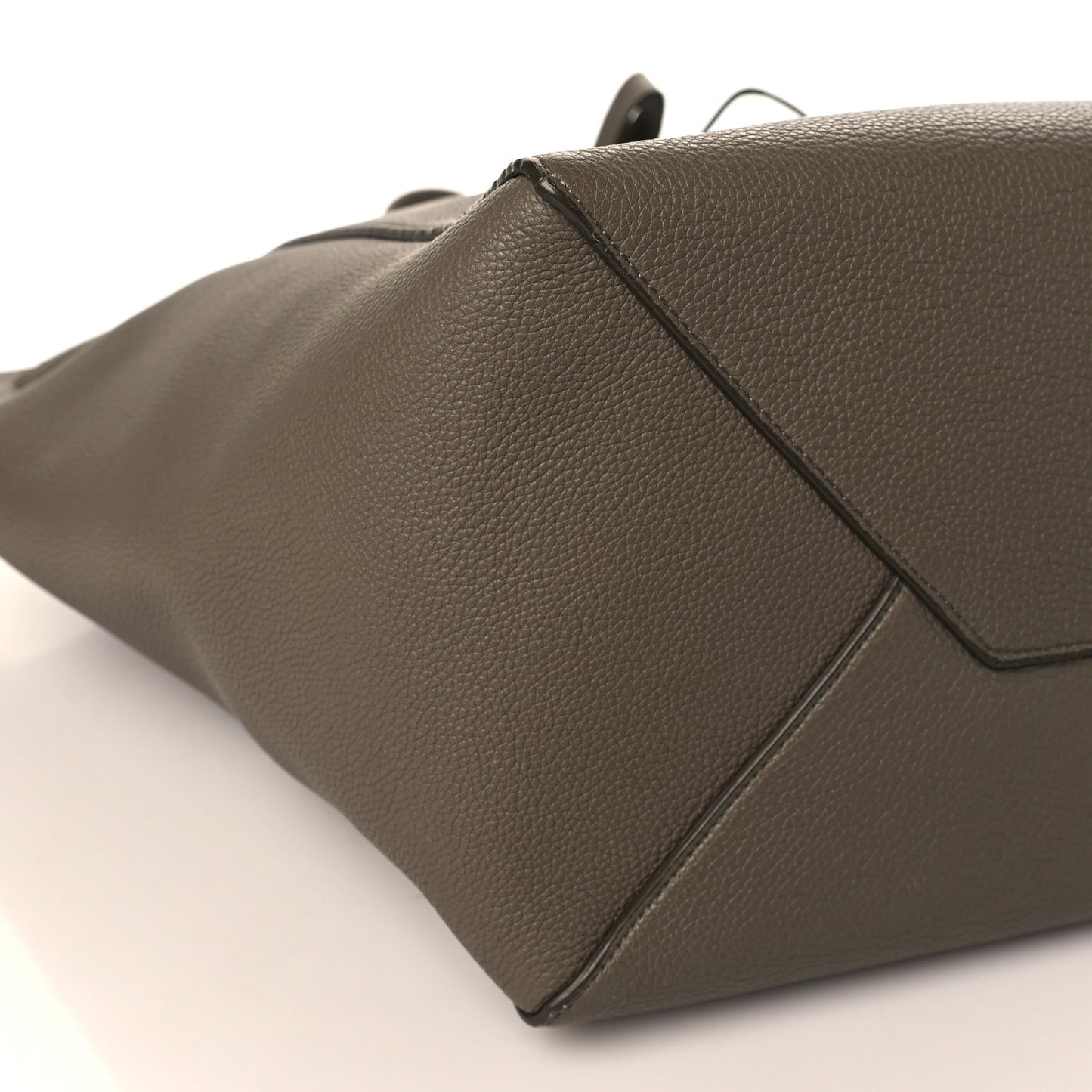 Soft Grained Calfskin Small Belt Cabas Phantom Taupe