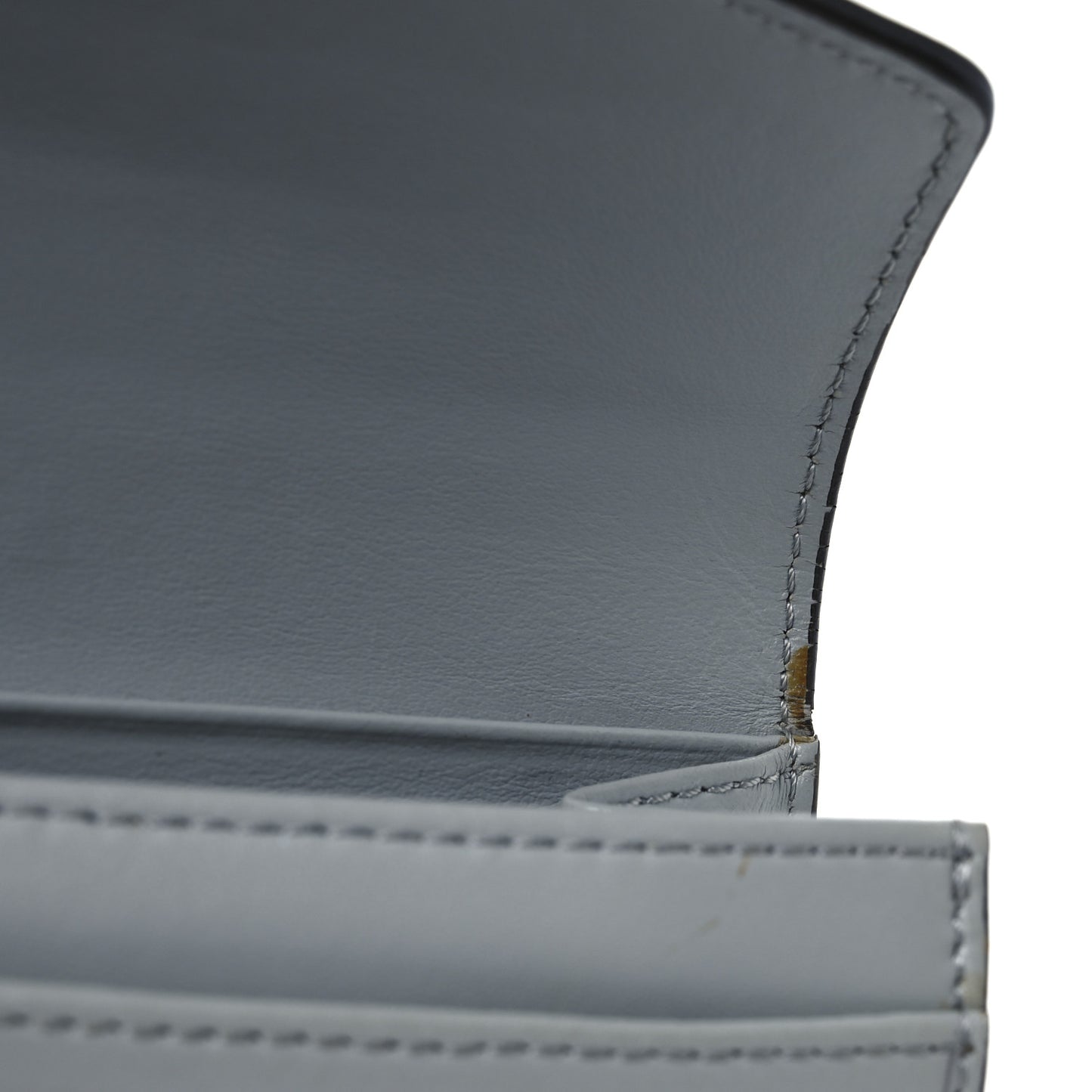 Vitello Cruise F is Fendi Continental Envelope Wallet Perla