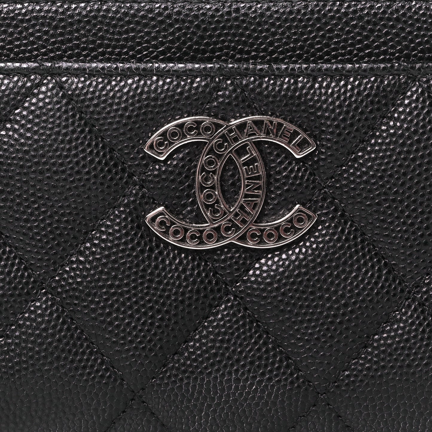 Caviar Quilted CC Logo Zip Around Card Holder Black