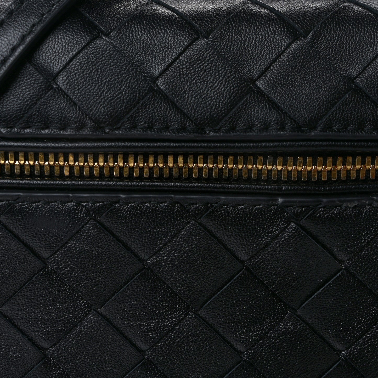 Calfskin Intrecciato Bang Bang Vanity Case Black