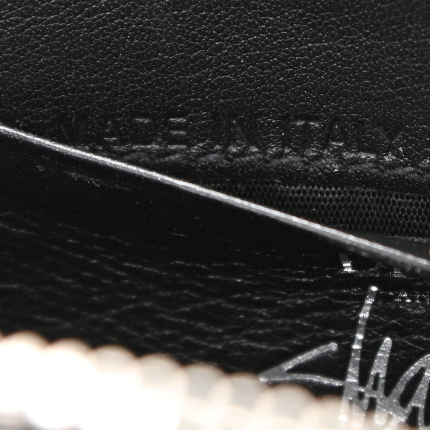 X SHAWN STUSSY Grained Calfskin Double Zip Crossbody Pouch Black