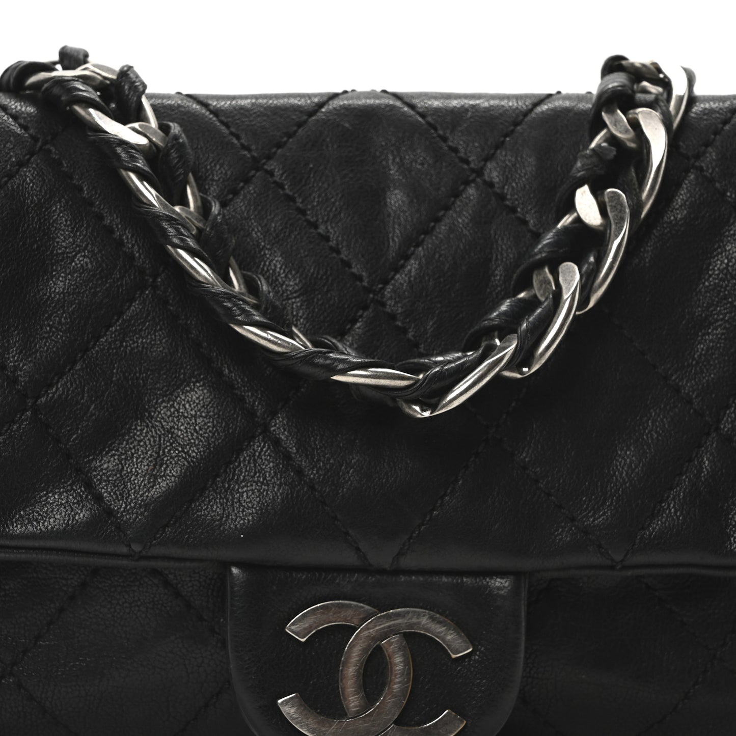 Calfskin Quilted Medium Modern Chain Flap Black
