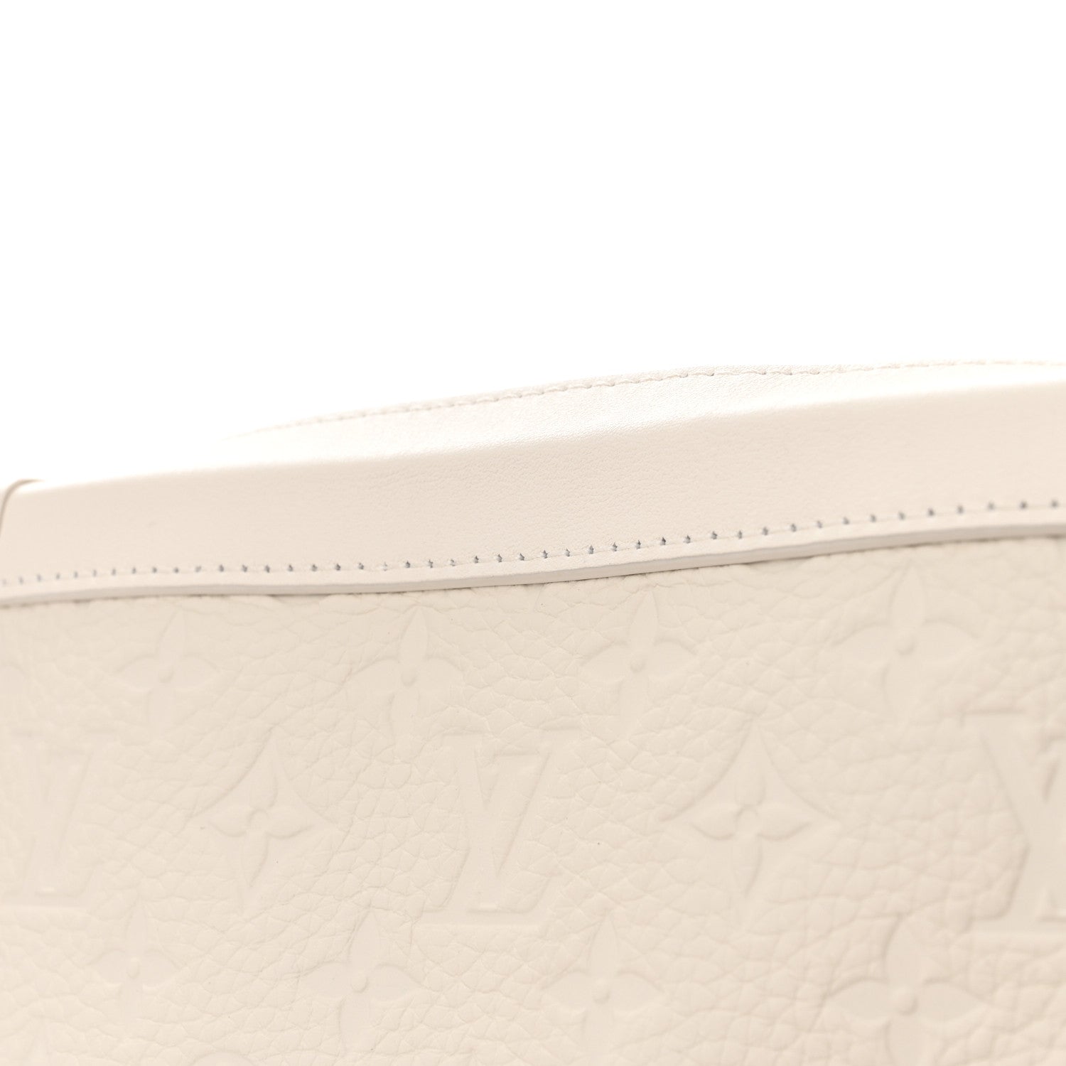Louis Vuitton Taurillon Monogram Solar Ray Soft Trunk Powder White 11 of 14
