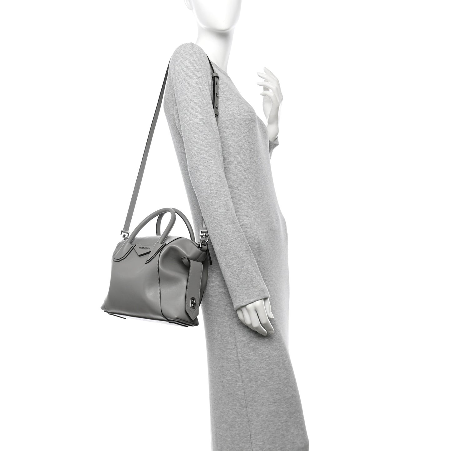 Calfskin Small Soft Antigona Pearl Grey