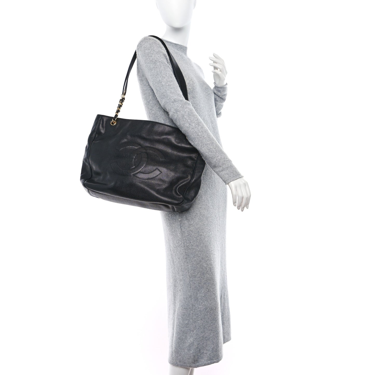 Caviar CC Shoulder Bag Black