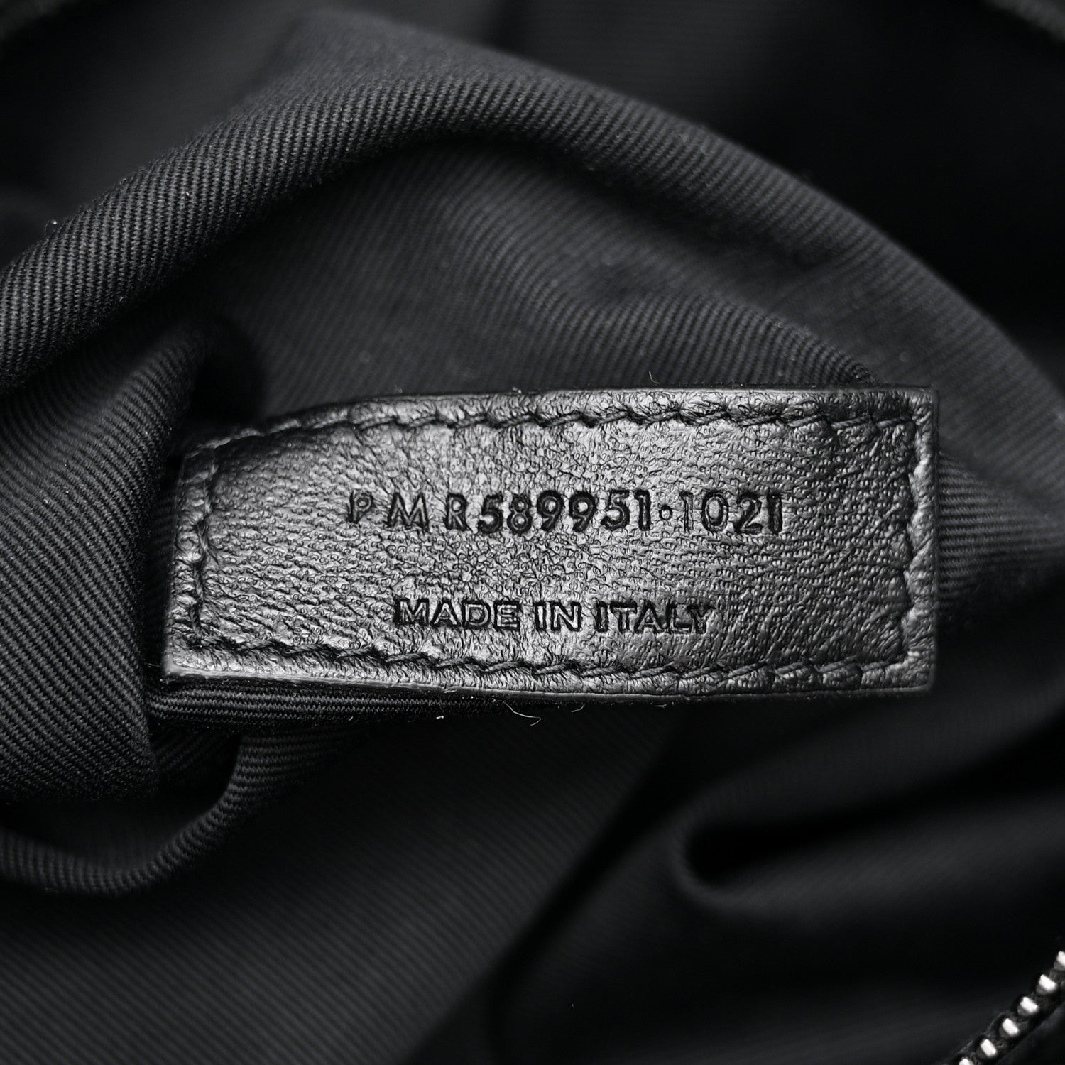 Saint Laurent Crinkled Calfskin Matelasse Monogram Medium Niki Shopper Tote Black 7 of 14