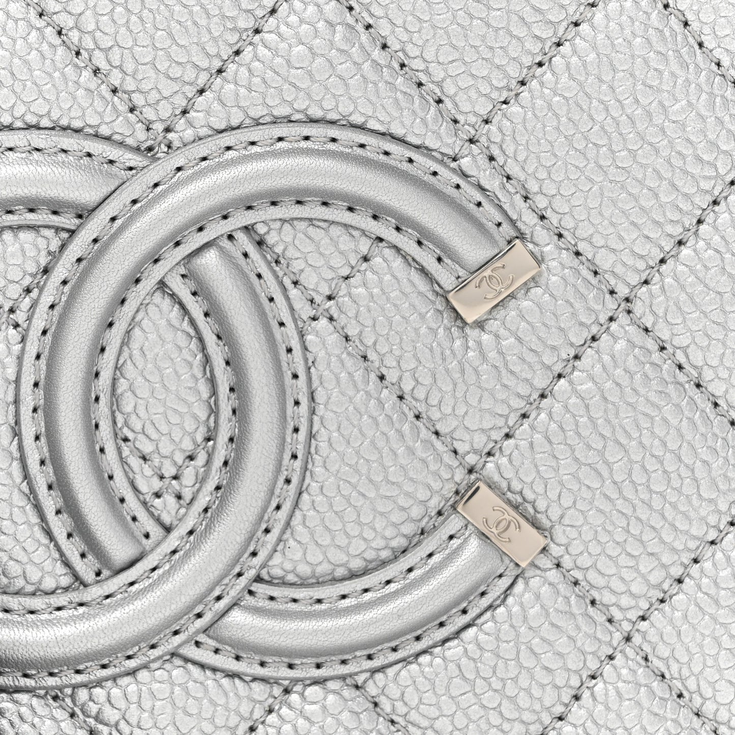 Metallic Caviar Quilted Medium CC Filigree Vanity Case Silver
