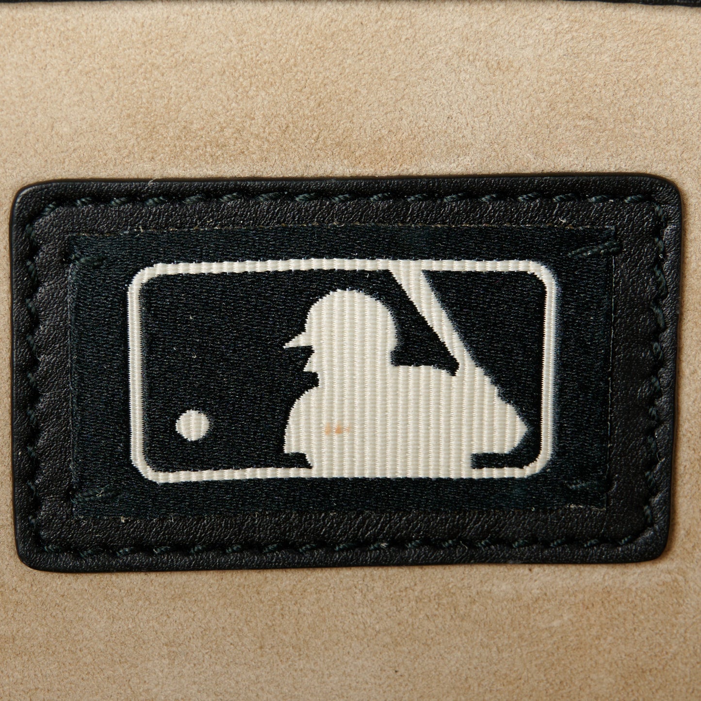 X MLB GG Supreme Monogram Snakeskin NY Yankees Patch Embroidered Small Dionysus Shoulder Bag