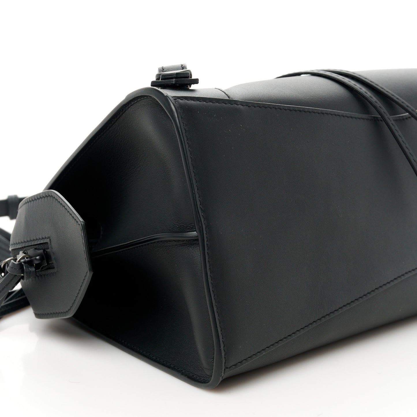 Smooth Calfskin Neo Classic Black Hardware S City Black