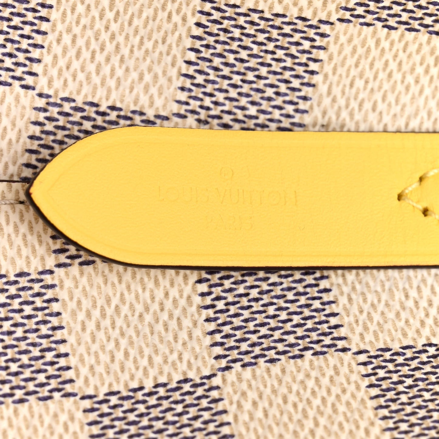 Damier Azur Neonoe MM Pineapple