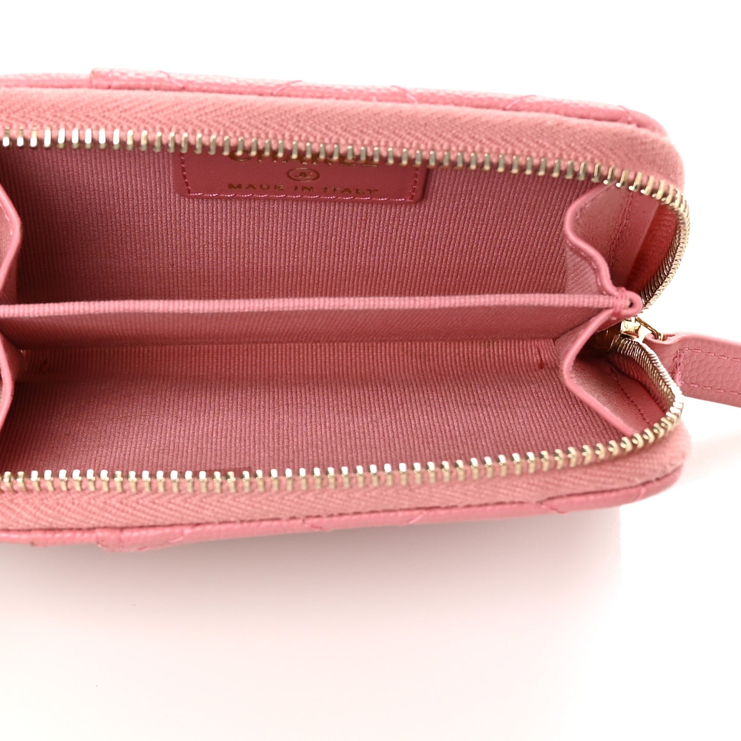 Caviar Quilted Zip Card Holder Pink