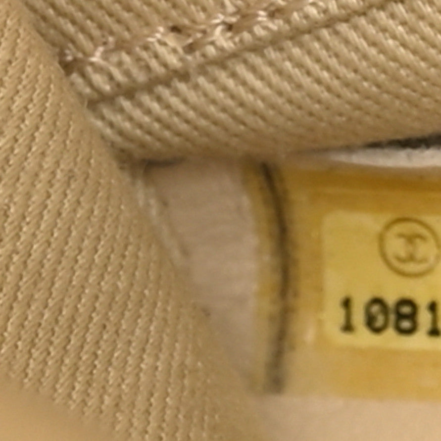 Caviar Small Outdoor Ligne Doctor Bag Red