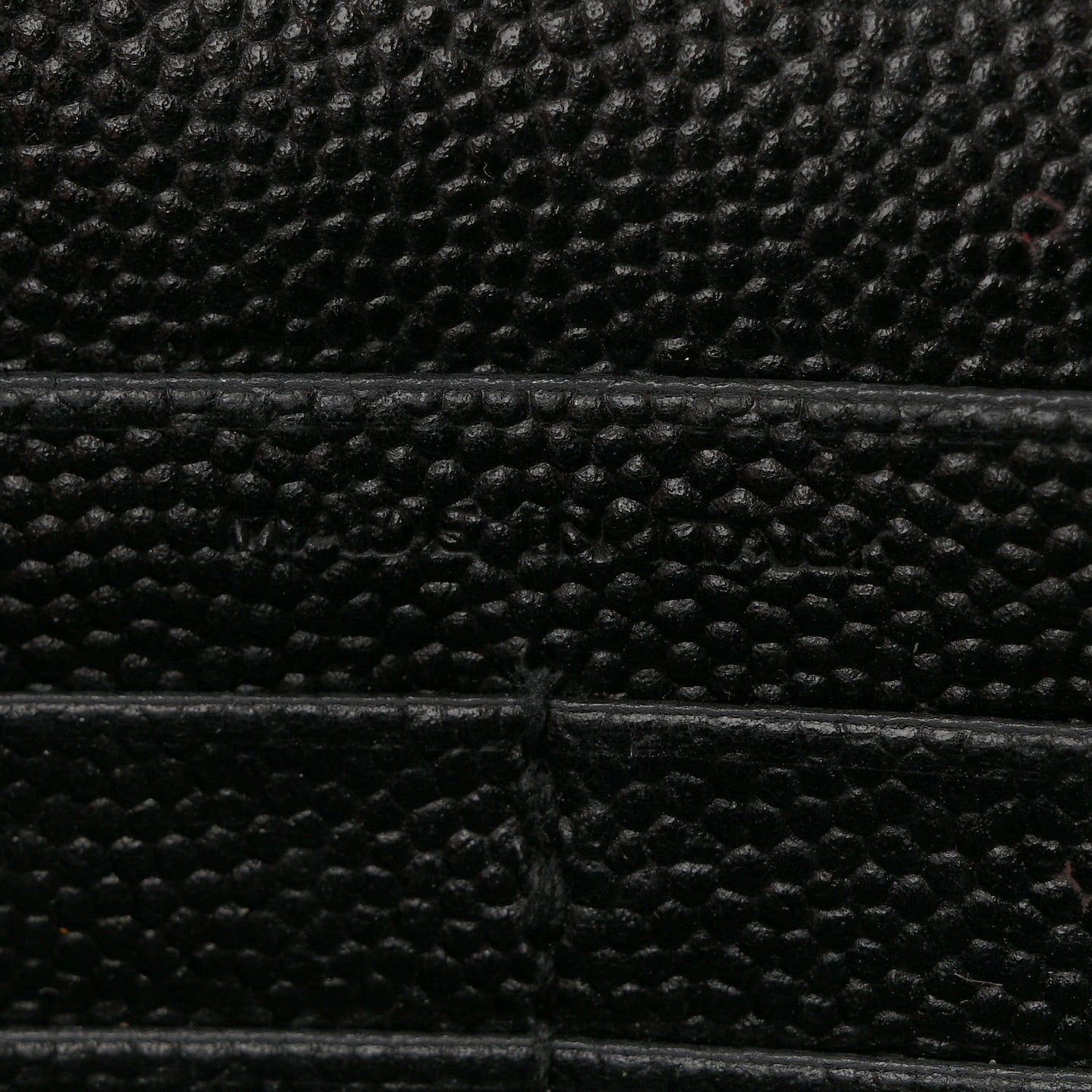 Grain De Poudre Matelasse Chevron Monogram Monochrome Chain Wallet Black