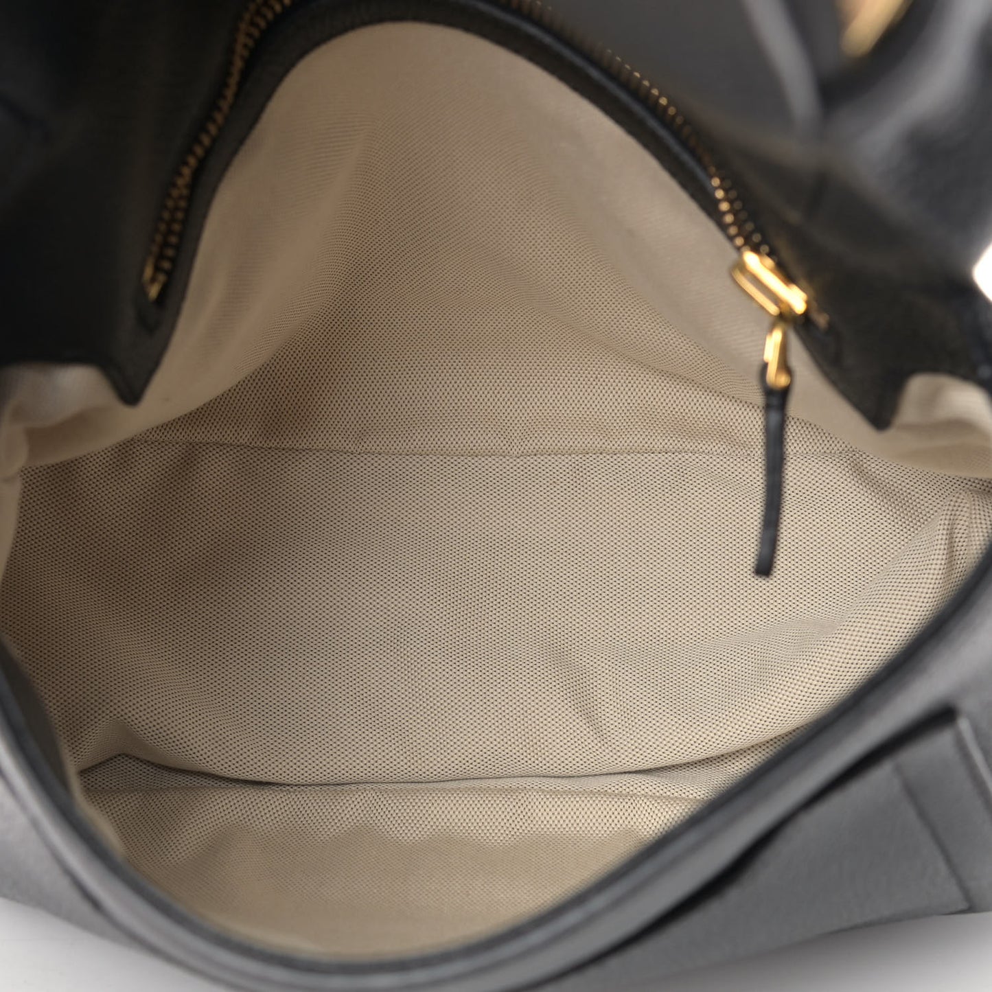 Grained Calfskin Medium Jennifer Crossbody Bag Black