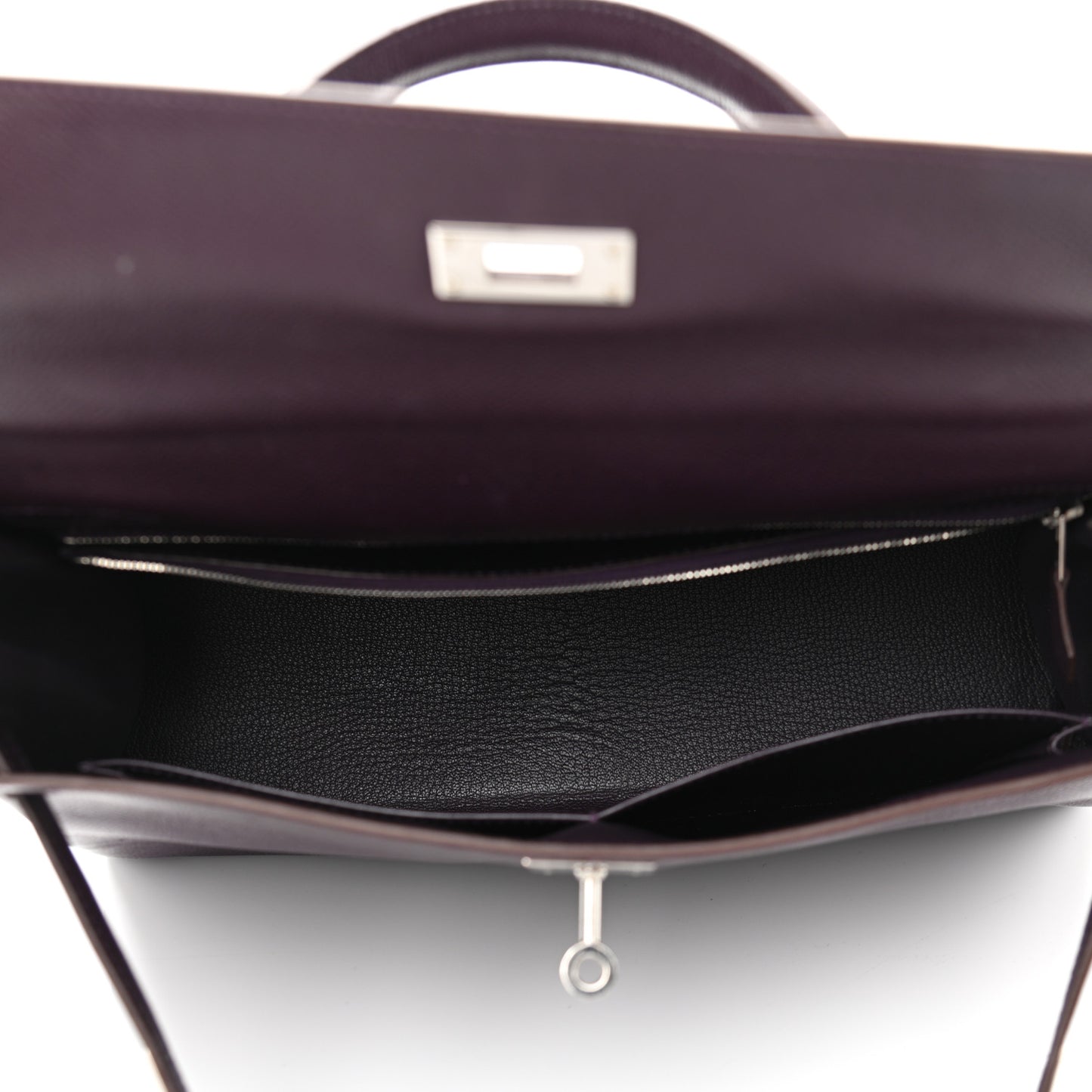 Epsom Kelly Retourne 28 Raisin