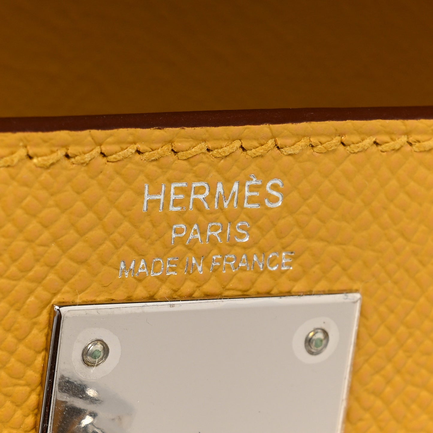 Epsom Kelly Sellier 28 Jaune Ambre