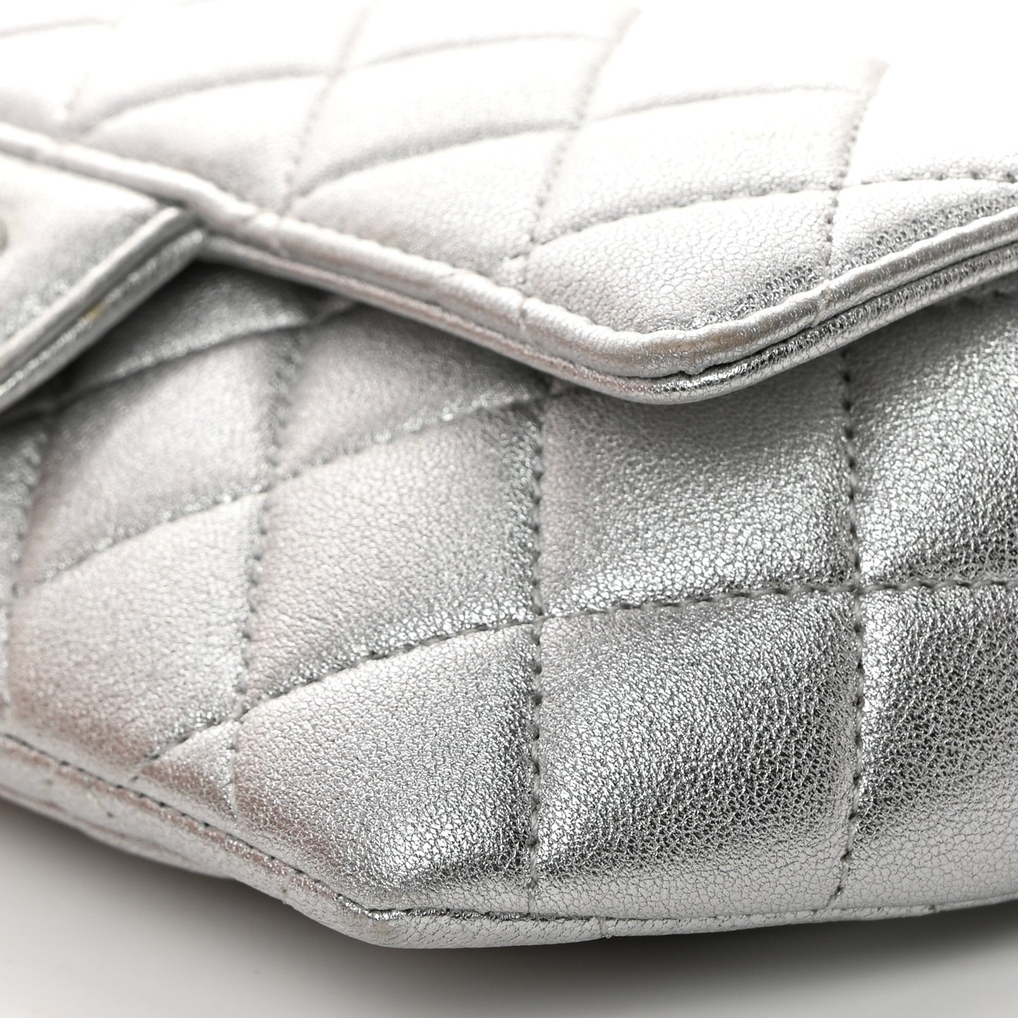 Metallic Lambskin Quilted Glasses Case With Chain Silver