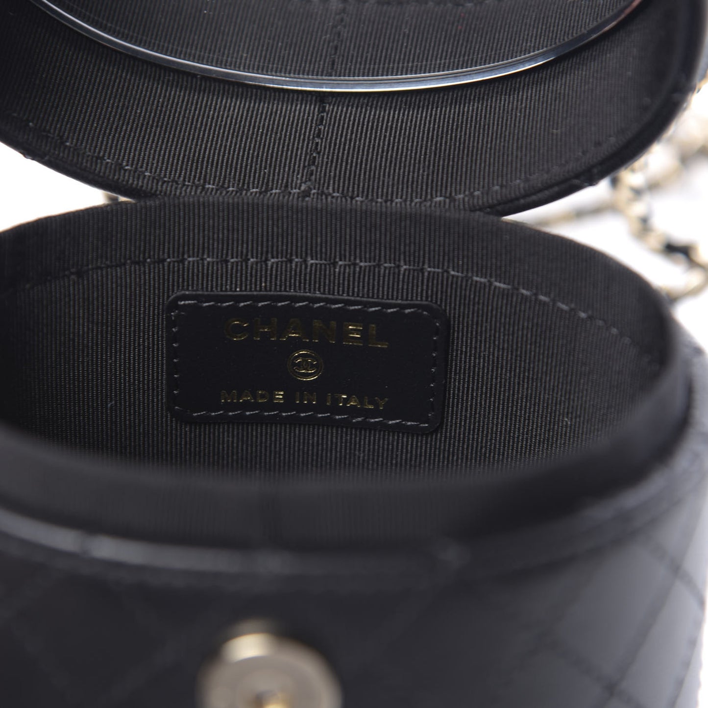 Lambskin Quilted Mini Round Vanity Case With Chain Black