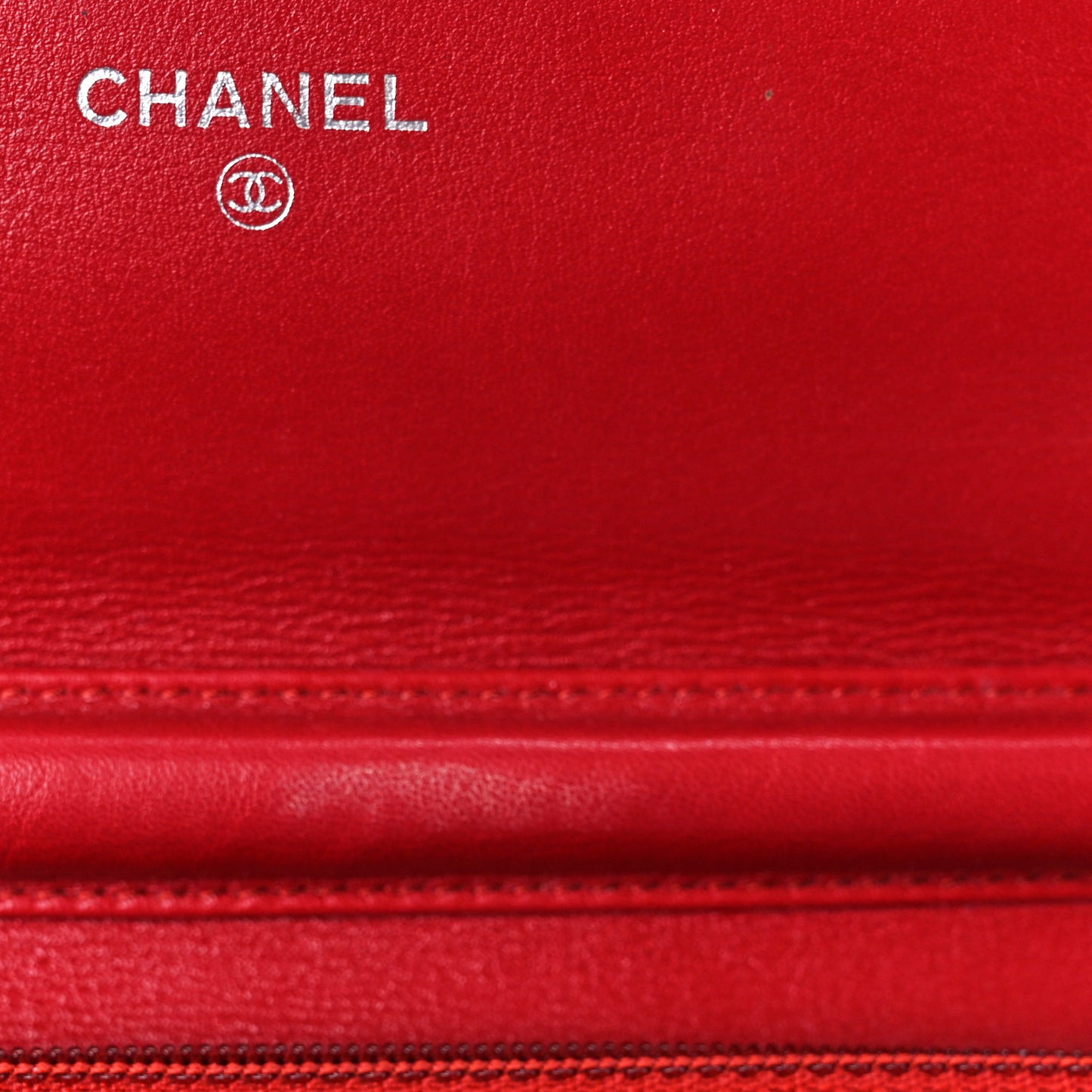 Caviar Timeless CC Wallet on Chain WOC Red