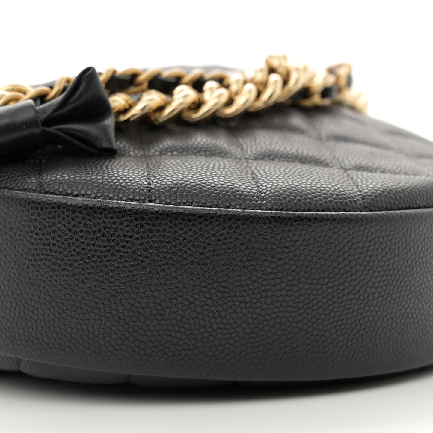 Shiny Caviar Quilted Bow Pouch Hobo Black