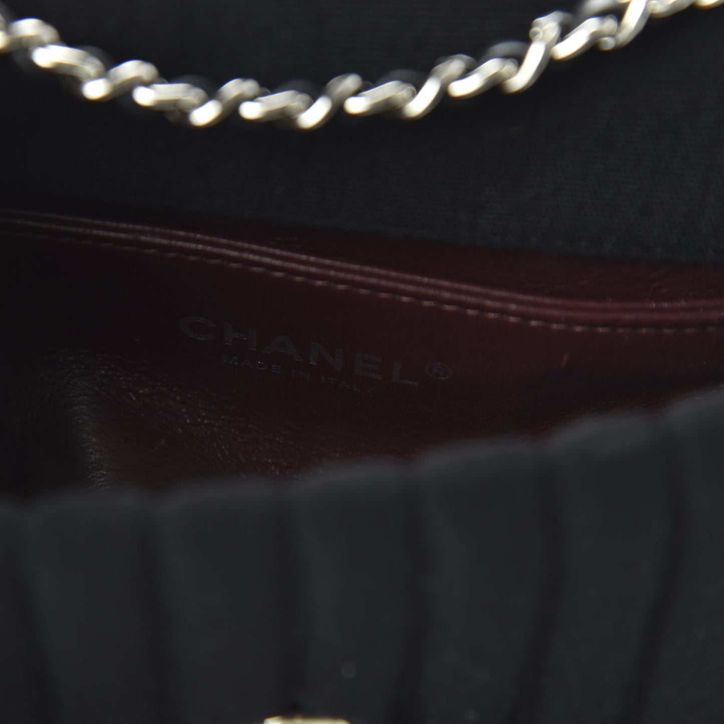 Jersey Vertical Quilted Mini Flap Black