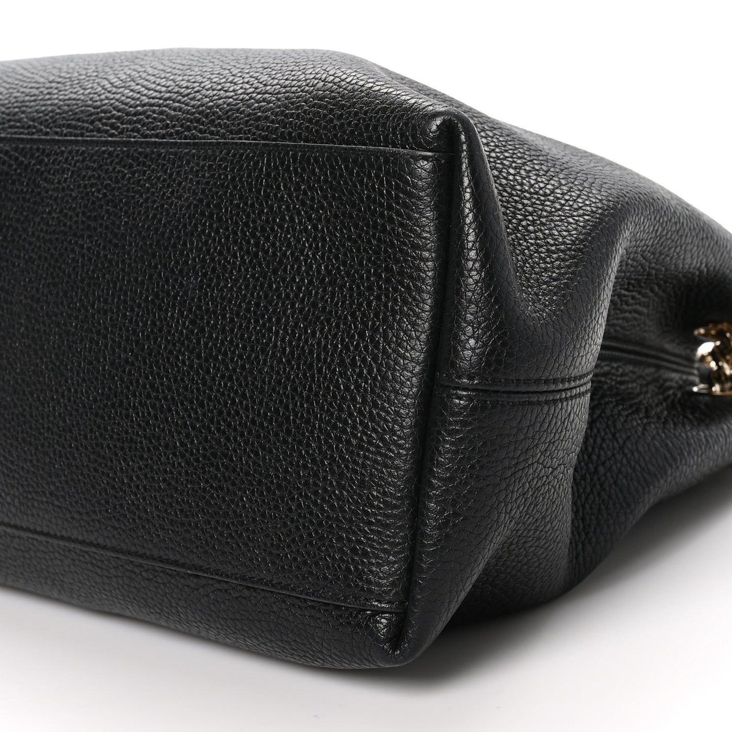 Pebbled Calfskin Medium Soho Chain Shoulder Bag Black