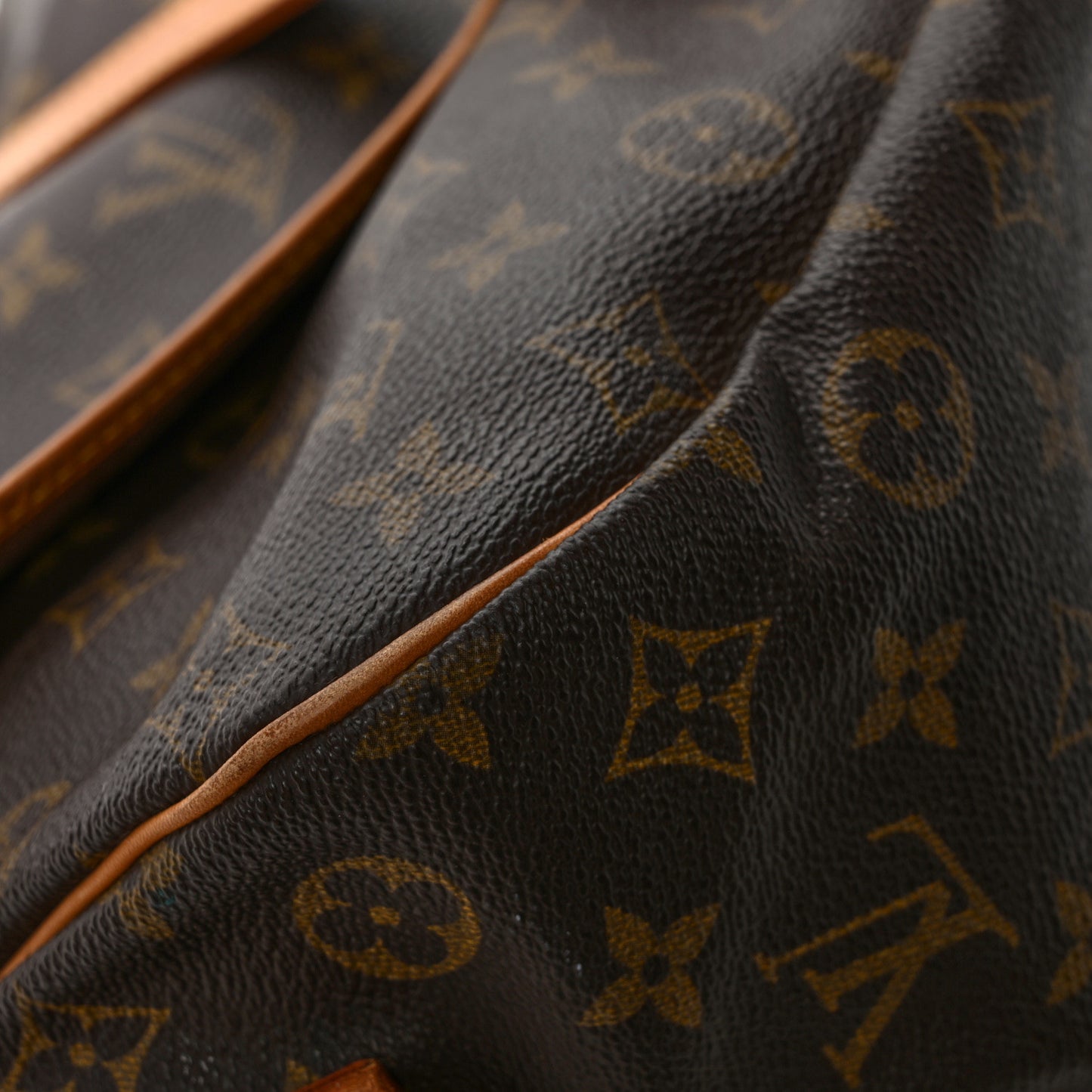 Monogram Saumur 35