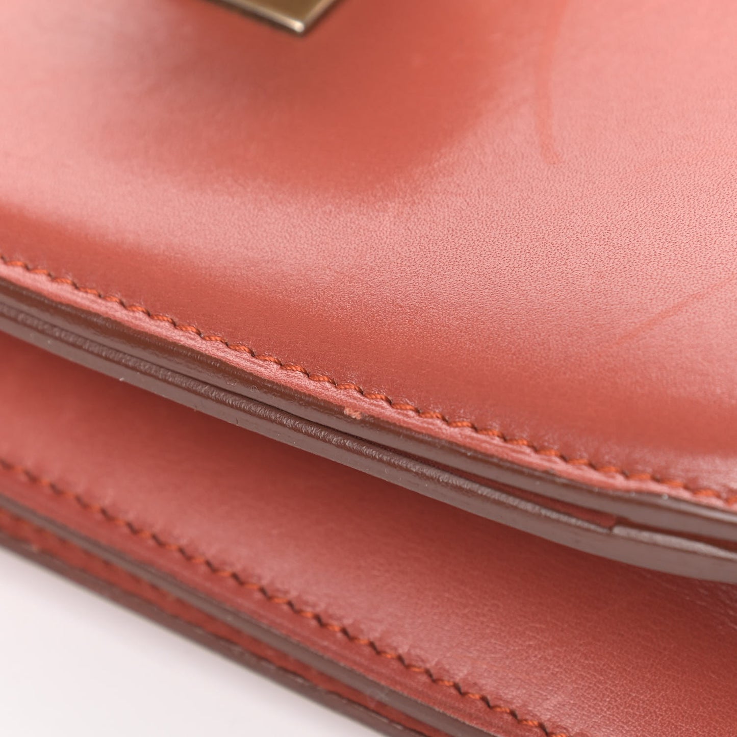 Box Calfskin Medium Classic Box Flap Bag Lipstick