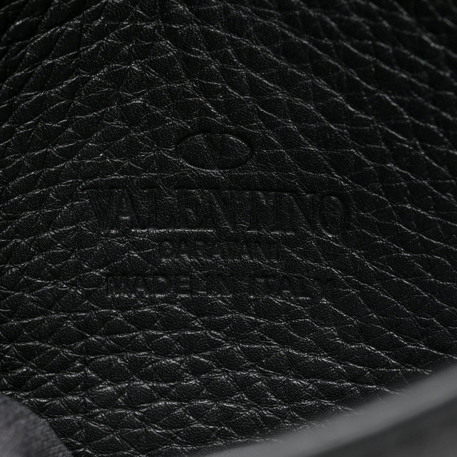 Valentino Garavani Pebbled Calfskin Monochrome Medium Rockstud Flip Lock Crossbody Bag Black 6 of 9