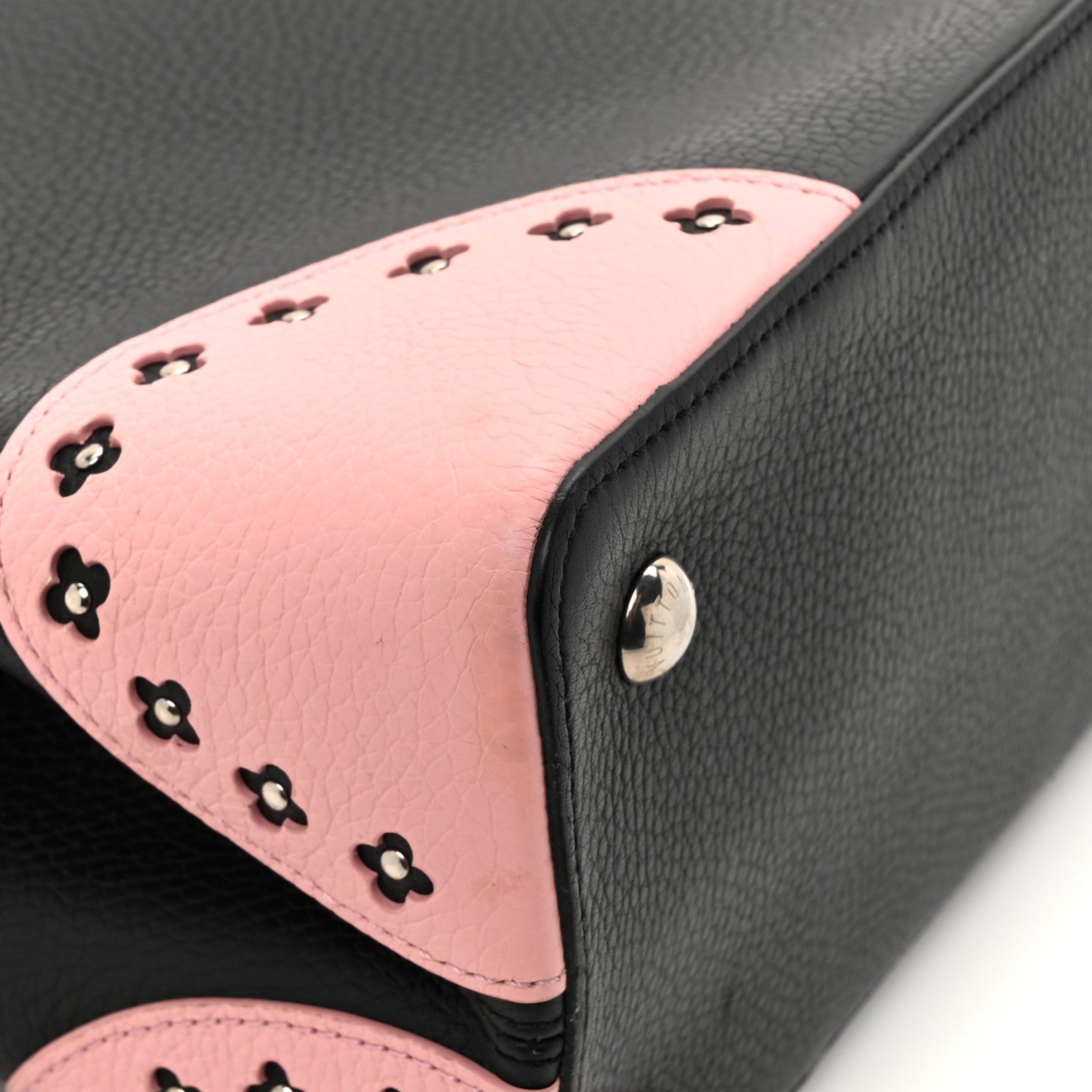 Louis Vuitton Taurillon Flowers Capucines GM   Black 11 of 13