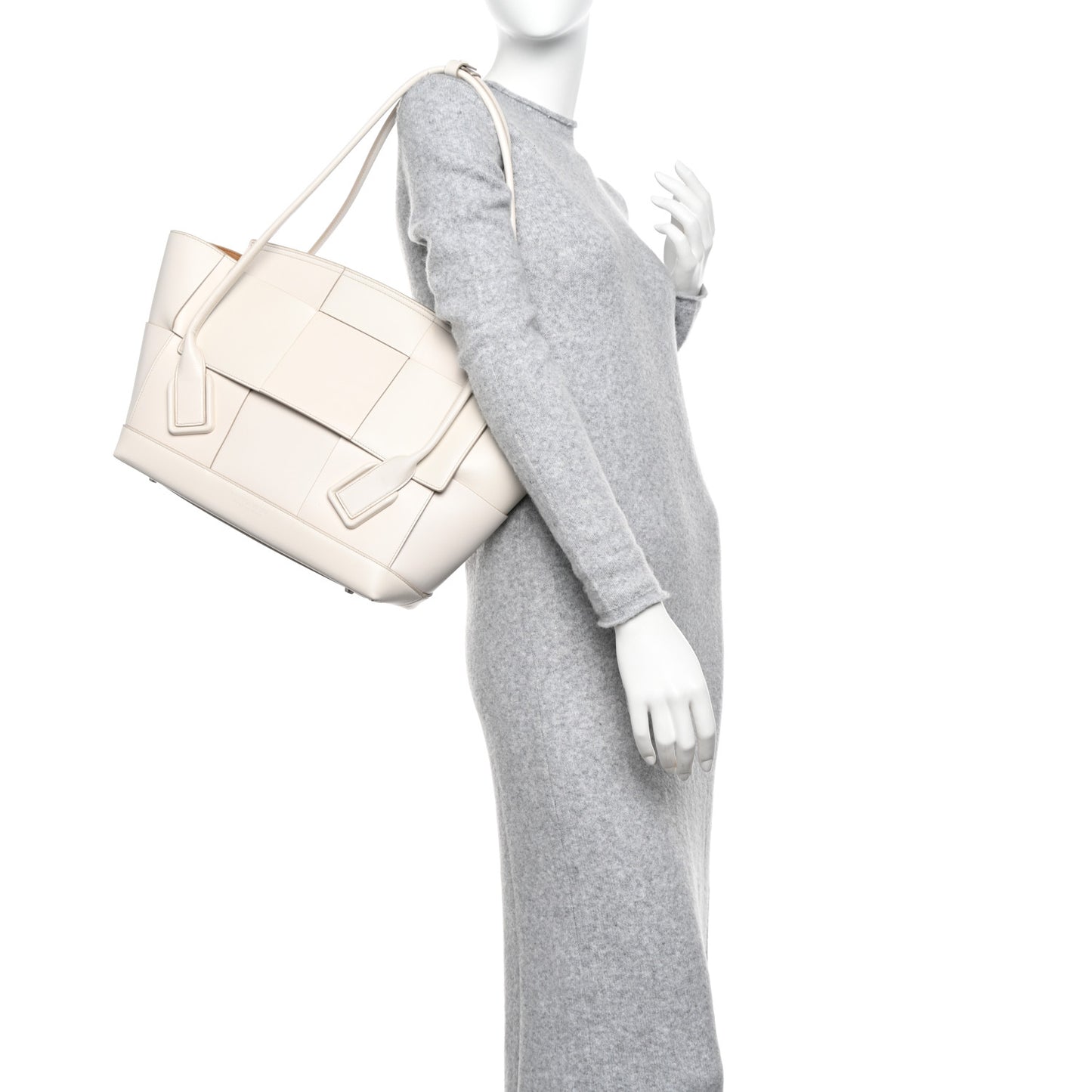 Calfskin Maxi Intrecciato Medium Arco White