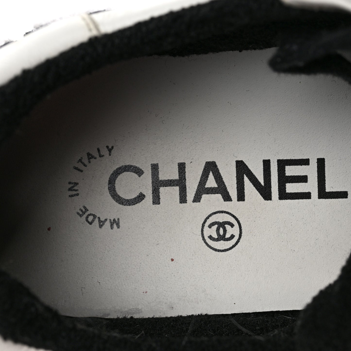 Calfskin Womens Logo Sneakers 36 Black White