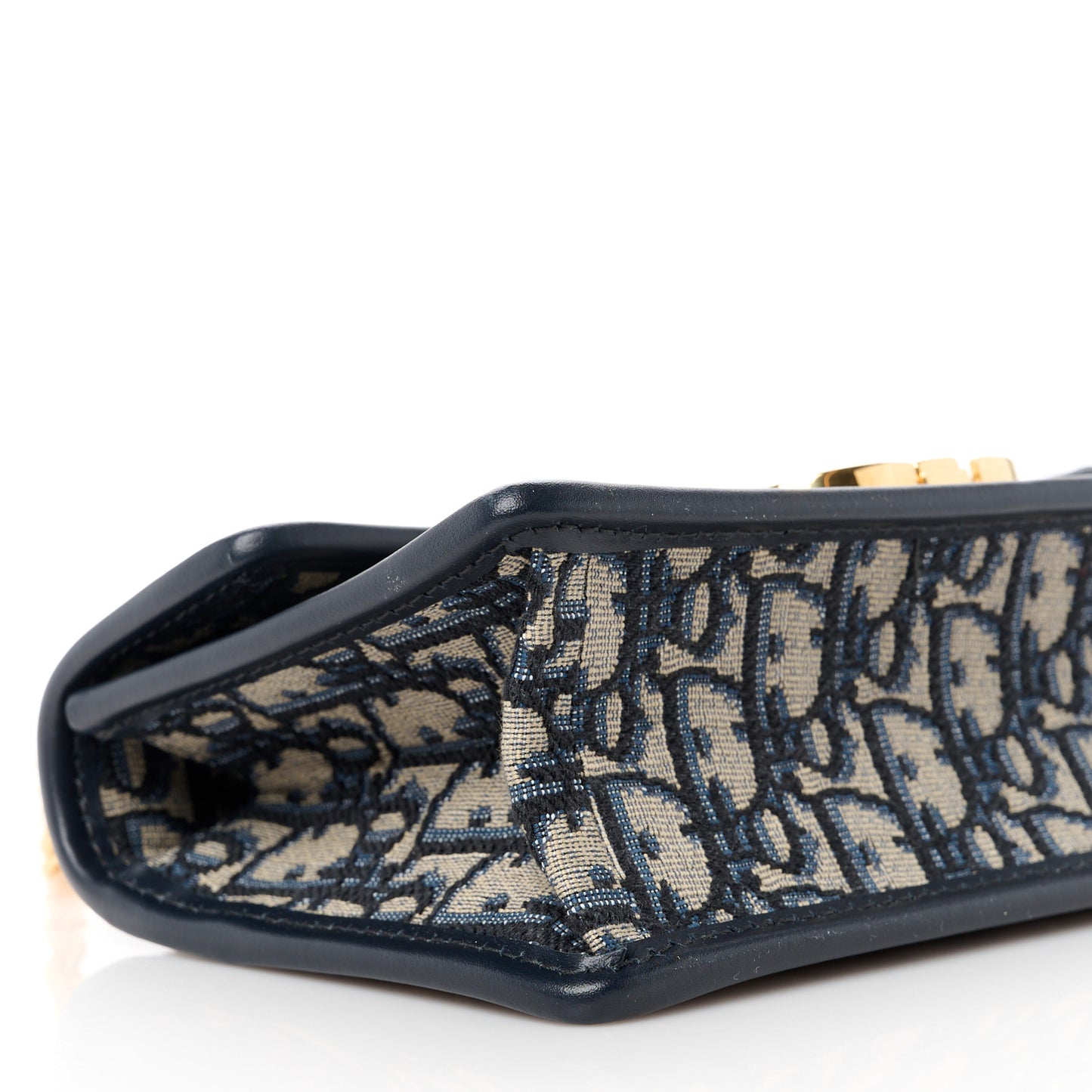 Oblique 30 Montaigne East West Chain Flap Bag Blue