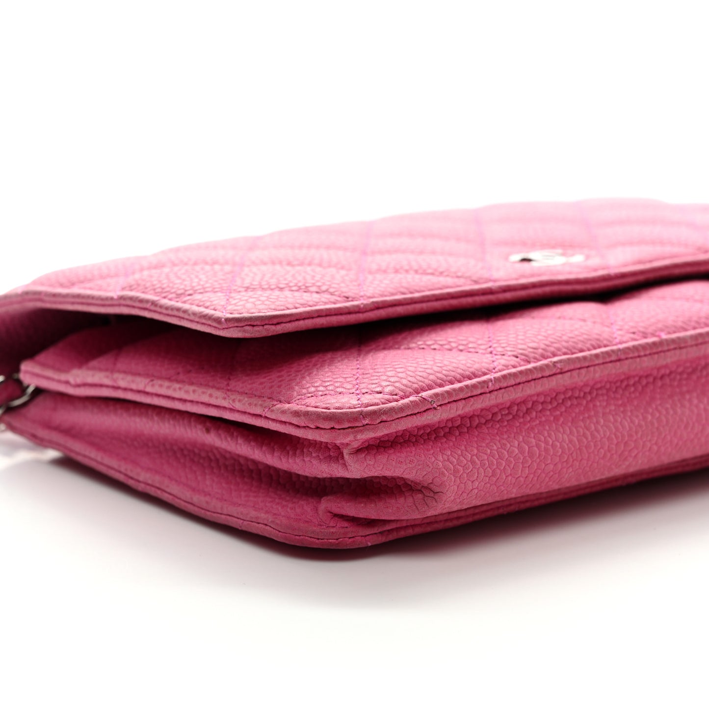 Iridescent Caviar Quilted Wallet on Chain WOC Pink