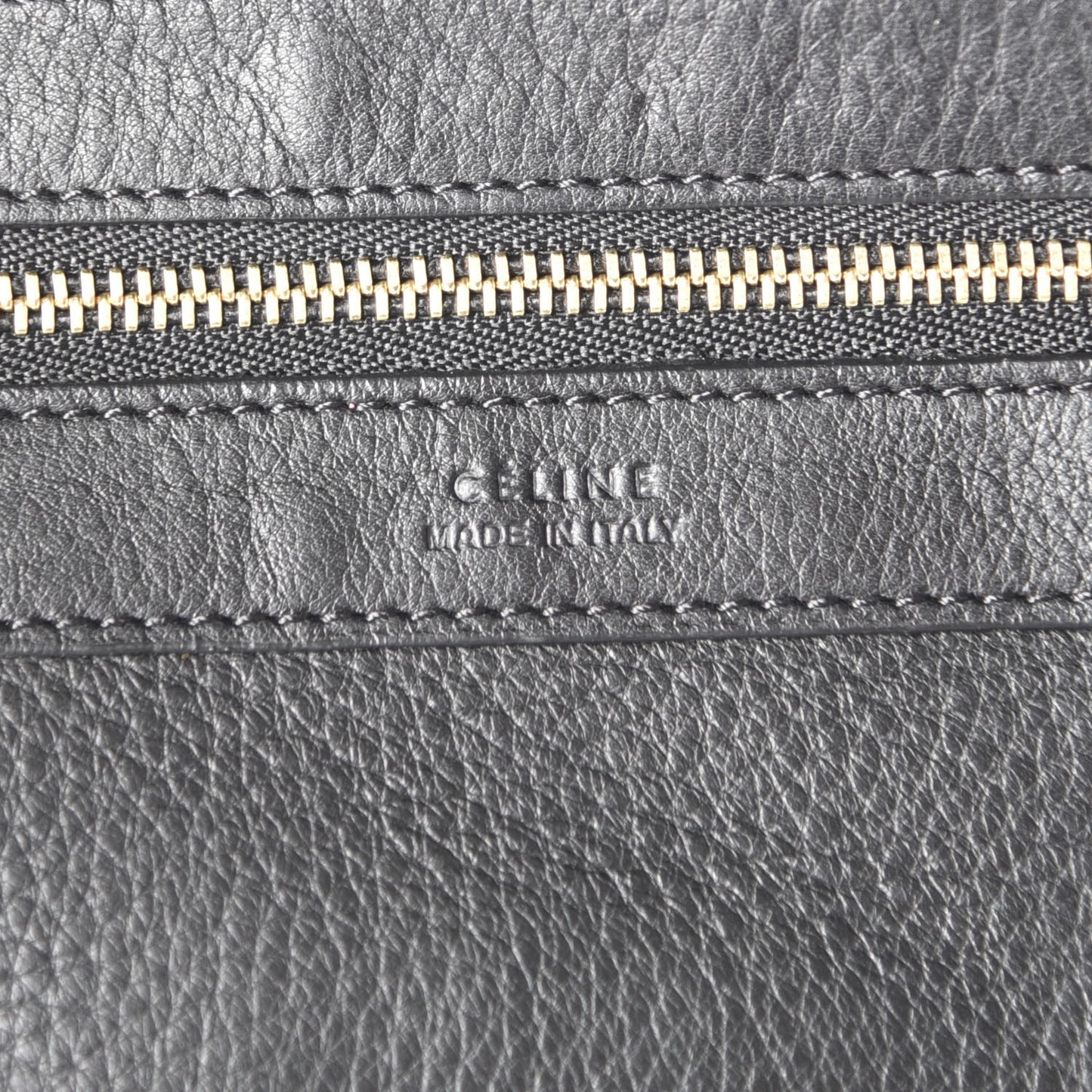 Soft Grained Calfskin Medium Belt Cabas Phantom Black