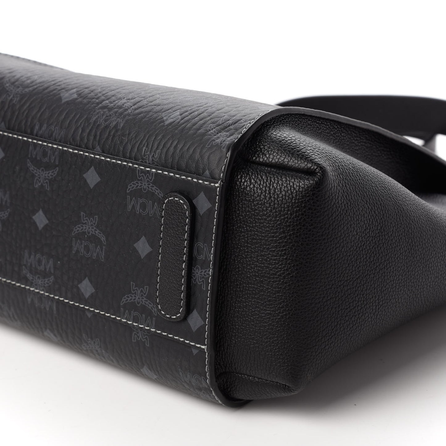 Visetos Medium Luisa Hobo Black