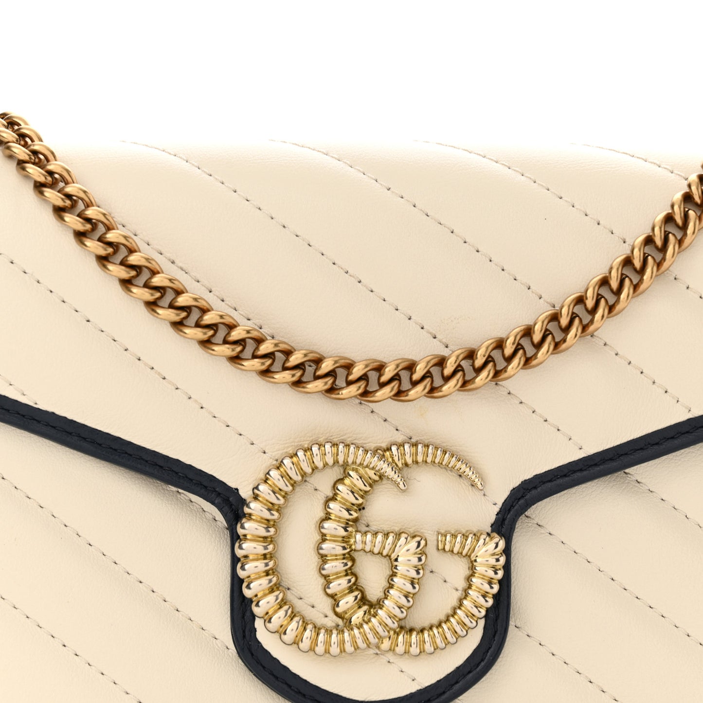 Vintage Effect Calfskin Matelasse Diagonal Torchon GG Marmont Chain Wallet Mystic White Blue Agata
