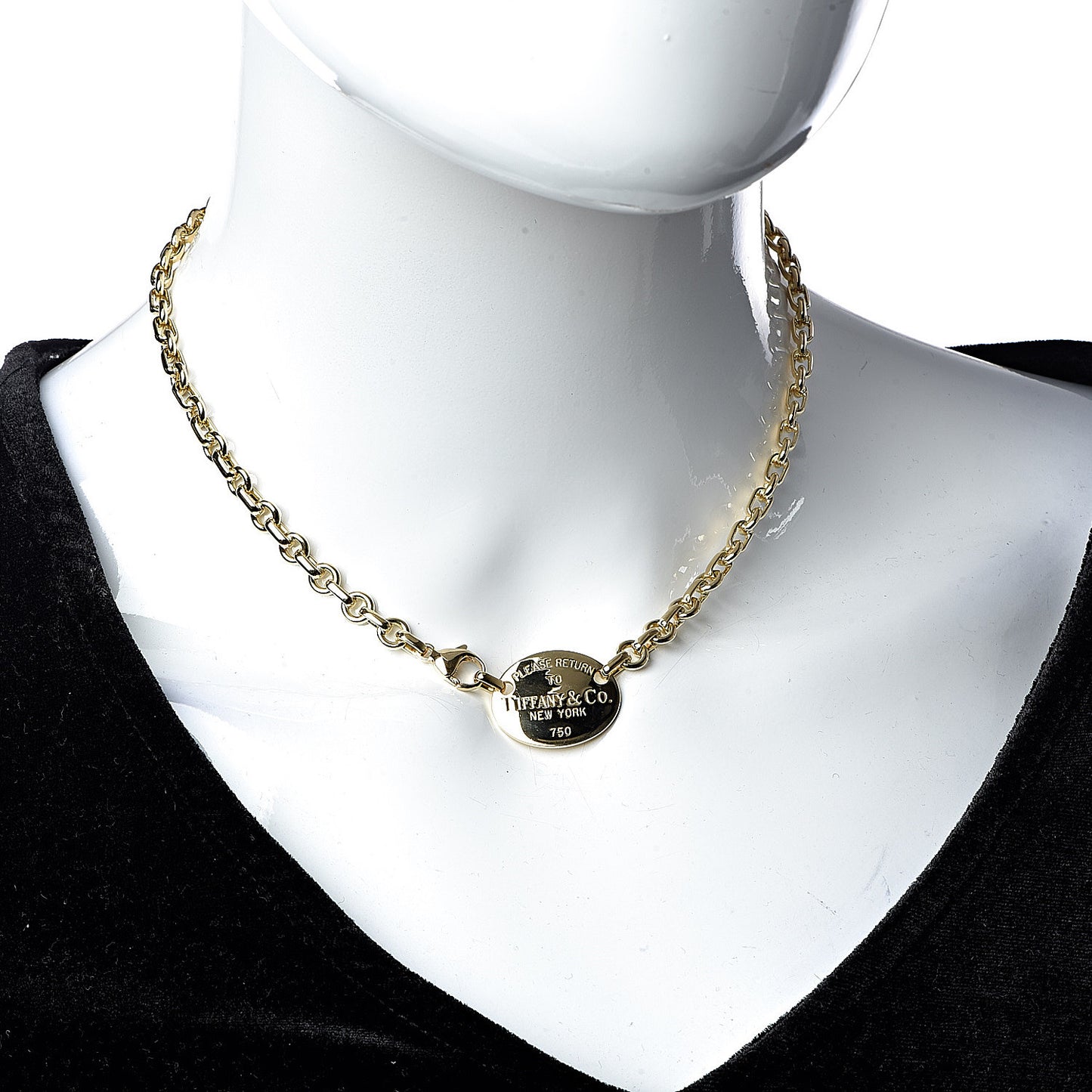 18K Yellow Gold Return To Oval Tag Choker Necklace