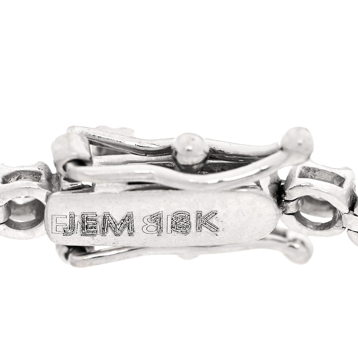 18K White Gold Diamond Graduated Tennis Bracelet