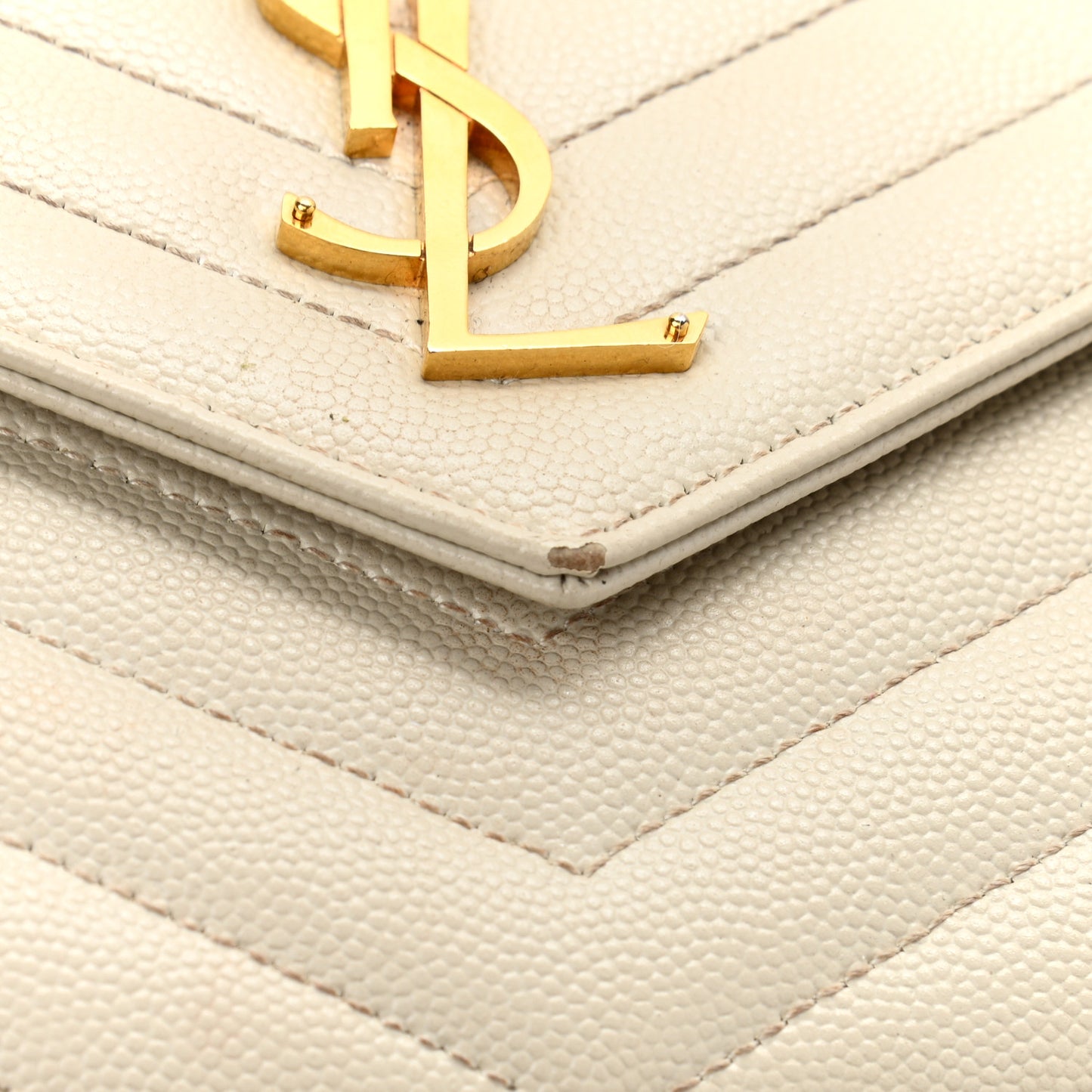 Grain De Poudre Matelasse Chevron Monogram Chain Wallet Crema Soft